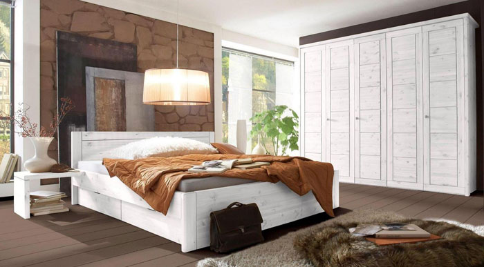 Schlafzimmer weiss lasiert - Kiefer massiv Holz